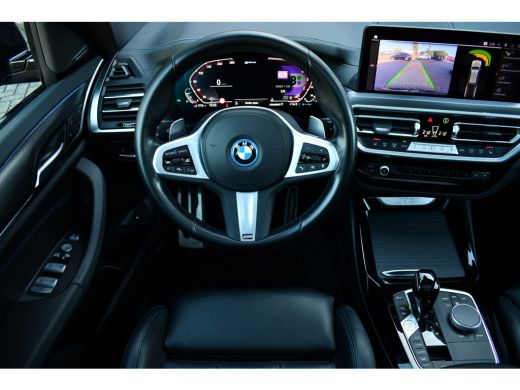 BMW X3 xDrive30e M-Sport Pano M-zetels ACC HUD H/K 20inch ActivLease financial lease