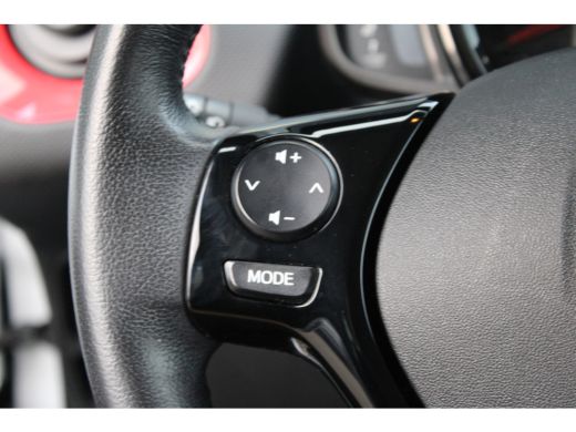 Citroën C1 1.0 VTi Airscape Shine | Achterbankleuning gedeeld/klapbaar | Achteruitrijcamera | Afstandsbedien... ActivLease financial lease