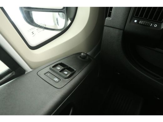 Citroën Jumper 2.2 BlueHDi 140PK L2H2 | 3-Zits | Clima | Carplay | Cruise | Navi | Parkeersens. ActivLease financial lease