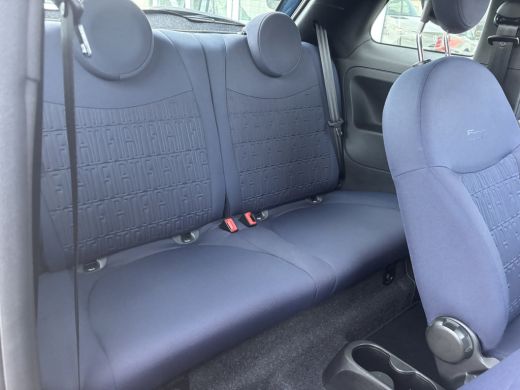 Fiat 500 1.0 Hybrid Club | Bluetooth | Cruise | Parkeer Sensoren | Zwarte Hemel ActivLease financial lease