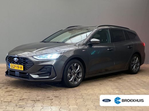 Ford Focus 1.0 EcoBoost Hybrid ST Line | Trekhaak | Stoel/stuur/voorruit verwarming | Cruise adaptief | Dode...