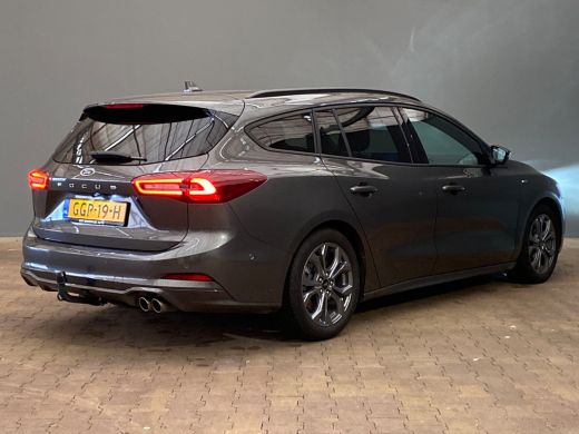Ford Focus 1.0 EcoBoost Hybrid ST Line | Trekhaak | Stoel/stuur/voorruit verwarming | Cruise adaptief | Dode... ActivLease financial lease
