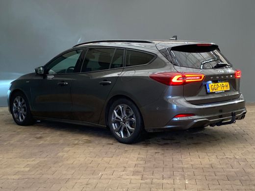 Ford Focus 1.0 EcoBoost Hybrid ST Line | Trekhaak | Stoel/stuur/voorruit verwarming | Cruise adaptief | Dode... ActivLease financial lease