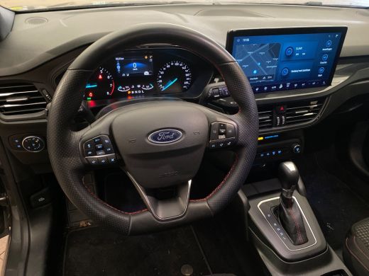 Ford Focus 1.0 EcoBoost Hybrid ST Line | Trekhaak | Stoel/stuur/voorruit verwarming | Cruise adaptief | Dode... ActivLease financial lease
