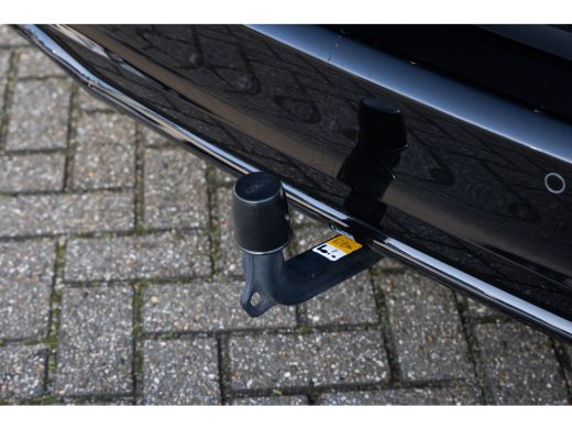 Ford Focus 1.0 EcoBoost Hybrid ST Line | Trekhaak | Stoel/stuur/voorruit verwarming | Cruise adaptief | Dode... ActivLease financial lease