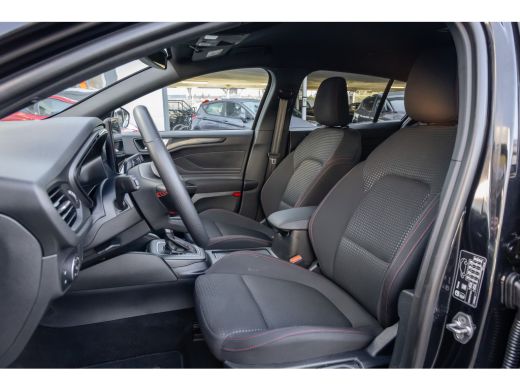 Ford Focus 1.0 EcoBoost Hybrid ST Line | Trekhaak | Stoel/stuur/voorruit verwarming | Cruise adaptief | Dode... ActivLease financial lease