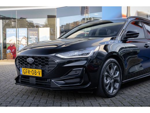 Ford Focus 1.0 EcoBoost Hybrid ST Line | Trekhaak | Stoel/stuur/voorruit verwarming | Cruise adaptief | Dode... ActivLease financial lease