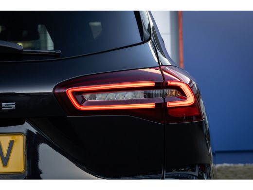 Ford Focus 1.0 EcoBoost Hybrid ST Line | Trekhaak | Stoel/stuur/voorruit verwarming | Cruise adaptief | Dode... ActivLease financial lease