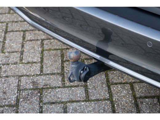 Ford Focus 1.0 EcoBoost Hybrid ST Line | Trekhaak | Stoel/stuur/voorruit verwarming | Cruise adaptief | Dode... ActivLease financial lease