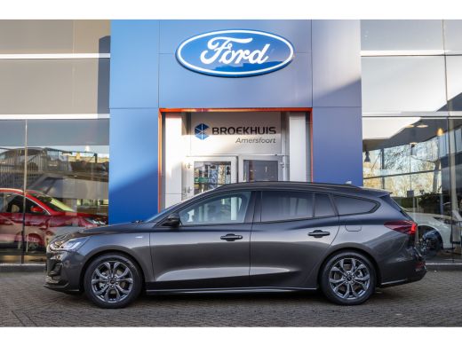 Ford Focus 1.0 EcoBoost Hybrid ST Line | Trekhaak | Stoel/stuur/voorruit verwarming | Cruise adaptief | Dode... ActivLease financial lease