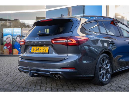 Ford Focus 1.0 EcoBoost Hybrid ST Line | Trekhaak | Stoel/stuur/voorruit verwarming | Cruise adaptief | Dode... ActivLease financial lease