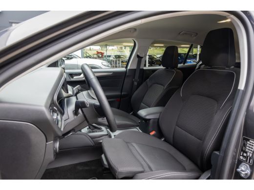 Ford Focus 1.0 EcoBoost Hybrid Titanium X | Trekhaak | Cruise adaptief | Camera | Stuur/stoel/voorruit verwa... ActivLease financial lease