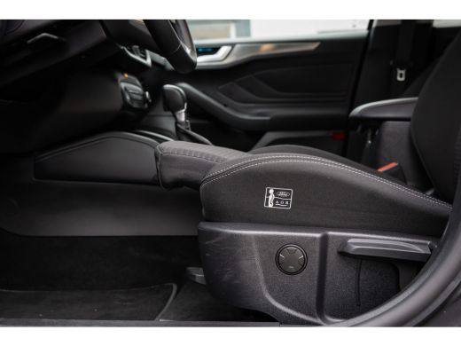 Ford Focus 1.0 EcoBoost Hybrid Titanium X | Trekhaak | Cruise adaptief | Camera | Stuur/stoel/voorruit verwa... ActivLease financial lease