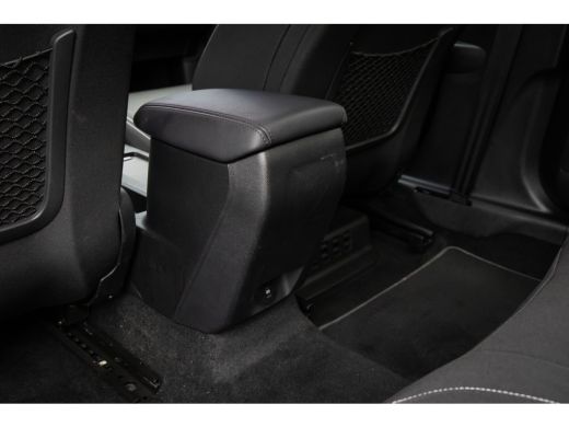 Ford Focus 1.0 EcoBoost Hybrid Titanium X | Trekhaak | Cruise adaptief | Camera | Stuur/stoel/voorruit verwa... ActivLease financial lease