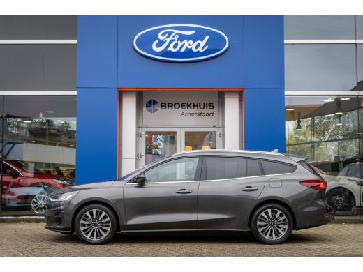 Ford Focus 1.0 EcoBoost Hybrid Titanium X | Trekhaak | Cruise adaptief | Camera | Stuur/stoel/voorruit verwa... ActivLease financial lease