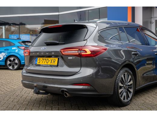 Ford Focus 1.0 EcoBoost Hybrid Titanium X | Trekhaak | Cruise adaptief | Camera | Stuur/stoel/voorruit verwa... ActivLease financial lease