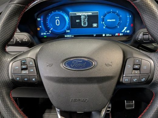 Ford Focus 1.0EB Hybrid ST Line X | NL-AUTO! | 1E EIGENAAR! | CAMERA | WINTERAPCK | ALL SEASON | DEALER OH! ... ActivLease financial lease