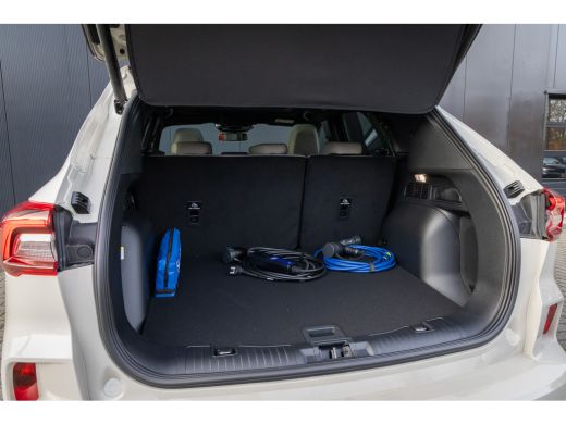 Ford Kuga 2.5 PHEV Sound Edition | Black-pack | Wegklap Trekhaak | Pano-dak | Matrix LED verlichting | 20 i... ActivLease financial lease