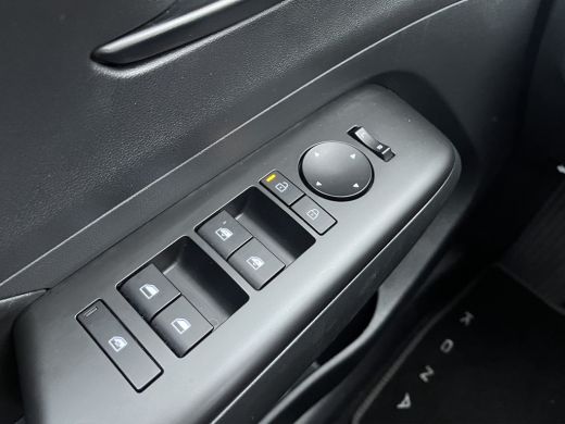 Hyundai Kona 1.6 GDI 141pk HEV Comfort | Camera | Draadloos carplay | Climate control | Adaptive cruise contro... ActivLease financial lease