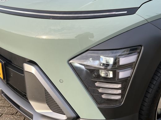 Hyundai Kona 1.6 GDI 141pk HEV Comfort Smart | Camera | Draadloos carplay | Climate control | Adaptive cruise ... ActivLease financial lease