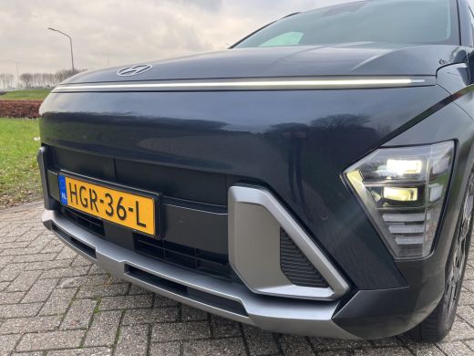 Hyundai Kona 1.6 GDI 141pk HEV Comfort Smart | Camera | Draadloos carplay | Climate control | Adaptive cruise ... ActivLease financial lease