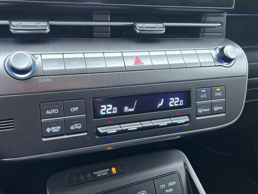 Hyundai Kona 1.6 GDI 141pk HEV Comfort Smart | Camera | Draadloos carplay | Climate control | Adaptive cruise ... ActivLease financial lease