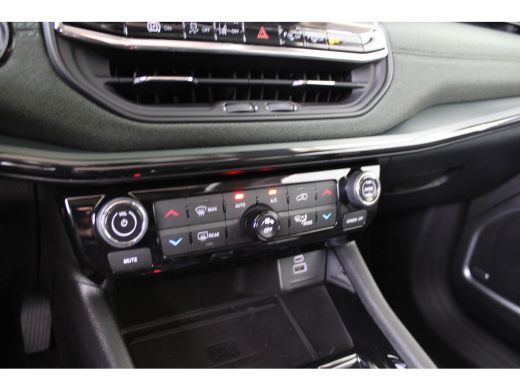 Jeep Compass 4xe 240 Plug-in Hybrid Electric North Star | Schuif-kanteldak | Adaptieve Cruise control | Elektr... ActivLease financial lease