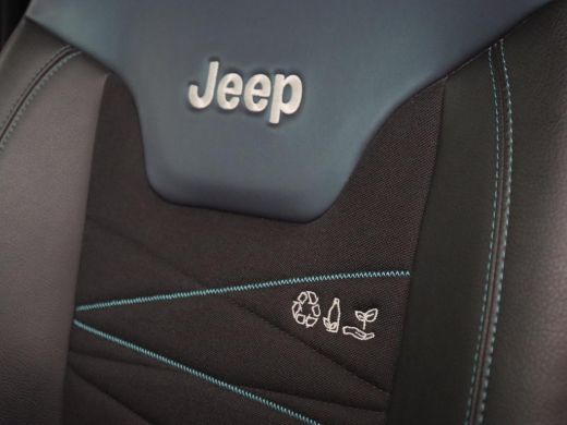 Jeep Compass 4xe 240 Plug-in Hybrid Electric S | Stoel & stuurverwarming | Half leder | Camera | Adaptive crui... ActivLease financial lease