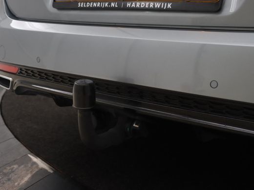 Kia Ceed 1.5 T-GDi GT-Line | Trekhaak | Stoel & stuurverwarming | Leder/Alcantara | Camera | Adaptive crui... ActivLease financial lease