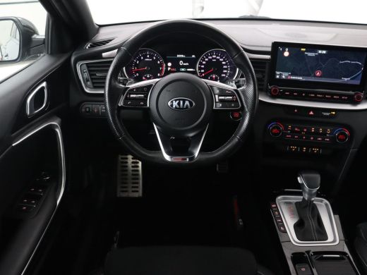 Kia Ceed 1.5 T-GDi GT-Line | Trekhaak | Stoel & stuurverwarming | Leder/Alcantara | Camera | Adaptive crui... ActivLease financial lease