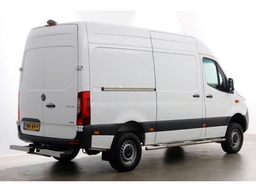 Mercedes-Benz Sprinter 316 CDI 163pk 7G Automaat L2H2 4x4 ZG1 Airco/Camera/Trekhaak 2800kg 02-2022 ActivLease financial lease