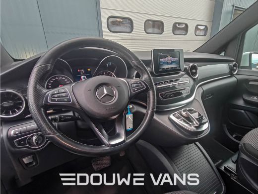 Mercedes-Benz V-Klasse V220 L2 Edition Trekhaak LED Enkel Cabine 2x Schuifdeur Trekhaak Dubbel Cabine mogelijk. ActivLease financial lease