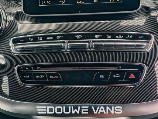 Mercedes-Benz V-Klasse V220 L2 Edition Trekhaak LED Enkel Cabine 2x Schuifdeur Trekhaak Dubbel Cabine mogelijk. ActivLease financial lease