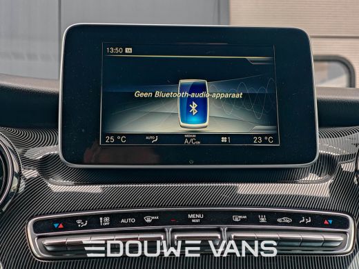 Mercedes-Benz V-Klasse V220 L2 Edition Trekhaak LED Enkel Cabine 2x Schuifdeur Trekhaak Dubbel Cabine mogelijk. ActivLease financial lease