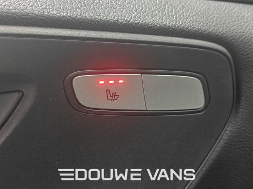 Mercedes-Benz V-Klasse V220 L2 Edition Trekhaak LED Enkel Cabine 2x Schuifdeur Trekhaak Dubbel Cabine mogelijk. ActivLease financial lease