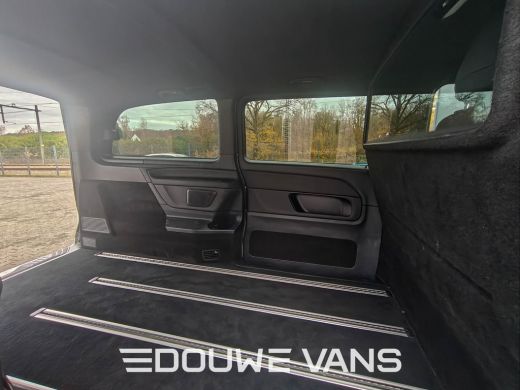 Mercedes-Benz V-Klasse V220 L2 Edition Trekhaak LED Enkel Cabine 2x Schuifdeur Trekhaak Dubbel Cabine mogelijk. ActivLease financial lease