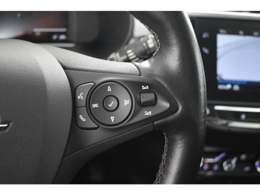 Opel Corsa-e Elegance 50 kWh | Camera | Climate Control | 17" Velgen | LED | Keyless | Cruise Control | Parkee... ActivLease financial lease