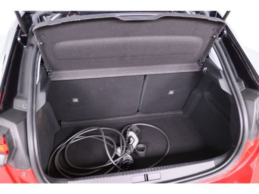 Opel Corsa-e Elegance 50 kWh | Camera | Climate Control | 17" Velgen | LED | Keyless | Cruise Control | Parkee... ActivLease financial lease