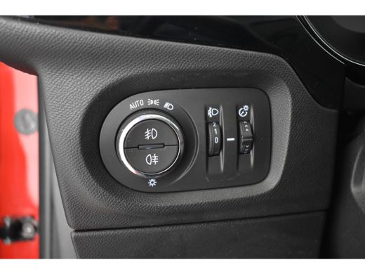 Opel Corsa-e Elegance 50 kWh | Camera | Climate Control | 17" Velgen | LED | Keyless | Cruise Control | Parkee... ActivLease financial lease