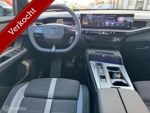 Opel Grandland 1.2 Turbo Hybrid Edition Trekhaak, Velgen , Navigatie - Camera achter , Parkeerhulp voor & Achter... ActivLease financial lease