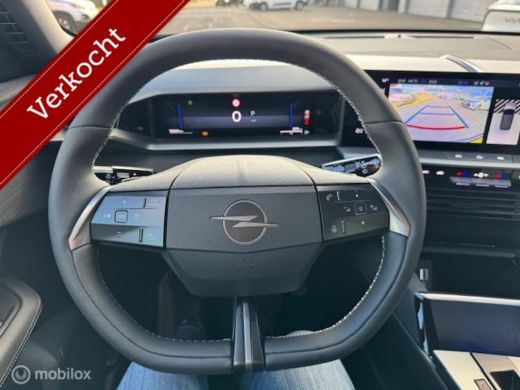 Opel Grandland 1.2 Turbo Hybrid Edition Trekhaak, Velgen , Navigatie - Camera achter , Parkeerhulp voor & Achter... ActivLease financial lease