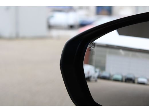 Opel Grandland X 1.2 Turbo Innovation | Elektrische kofferklep | Keyless start | Dodehoek detectie | Achteruitrijc... ActivLease financial lease