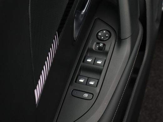 Peugeot 2008 1.2 Hybrid 136 Allure | Achteruitrijcamera | Airco (automatisch) | Apple Carplay/Android Auto|tel... ActivLease financial lease