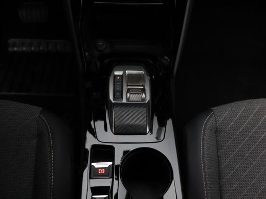 Peugeot 2008 1.2 Hybrid 136 Allure | Achteruitrijcamera | Airco (automatisch) | Apple Carplay/Android Auto|tel... ActivLease financial lease