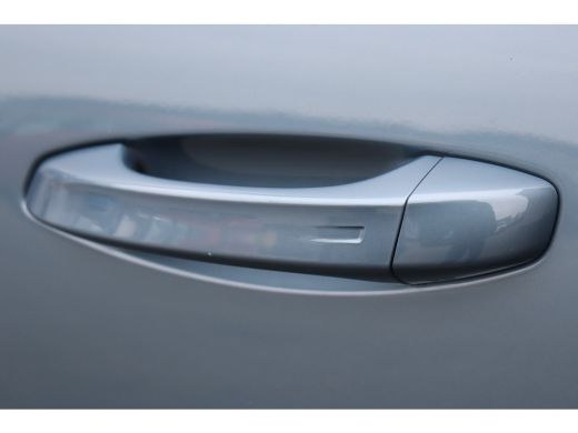 Peugeot 5008 1.2 HYBRID 145PK 7-ZITS GT AUTOMAAT / NAVI / LEDER / CLIMA / FULL-LED / 19" LMV / KEYLESS / CAMER... ActivLease financial lease