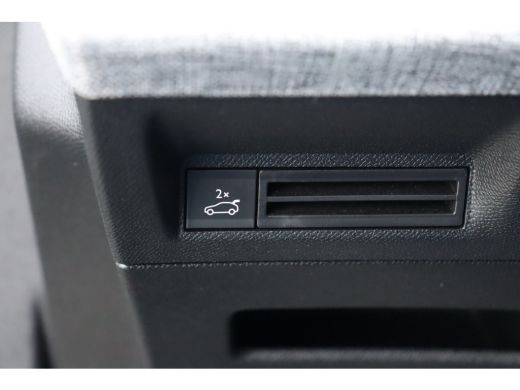 Peugeot 5008 1.2 HYBRID 145PK 7-ZITS GT AUTOMAAT / NAVI / LEDER / CLIMA / FULL-LED / 19" LMV / KEYLESS / CAMER... ActivLease financial lease