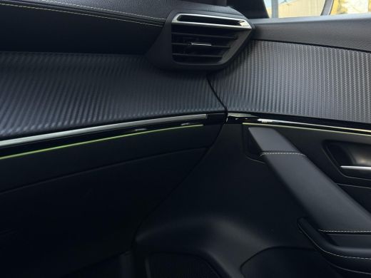 Peugeot e-208 EV GT 350 50 kWh | Panorama | Camera | Stoelverwarming | ActivLease financial lease