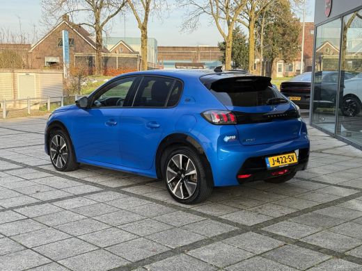 Peugeot e-208 EV GT 350 50 kWh | Panorama | Camera | Stoelverwarming | ActivLease financial lease