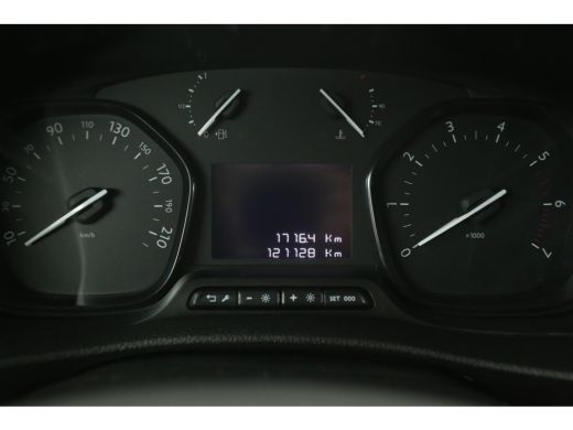 Peugeot Expert 2.0 BlueHDI L3H1 145PK | Automaat | DC | Airco | Cruise | Camera | Trekh. | Carplay | Navi ActivLease financial lease