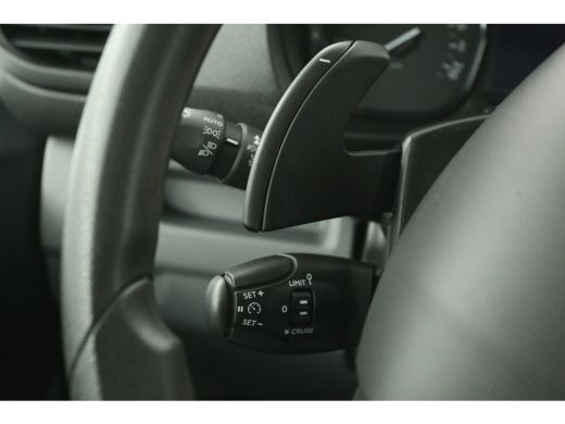 Peugeot Expert 2.0 BlueHDI L3H1 145PK | Automaat | DC | Airco | Cruise | Camera | Trekh. | Carplay | Navi ActivLease financial lease